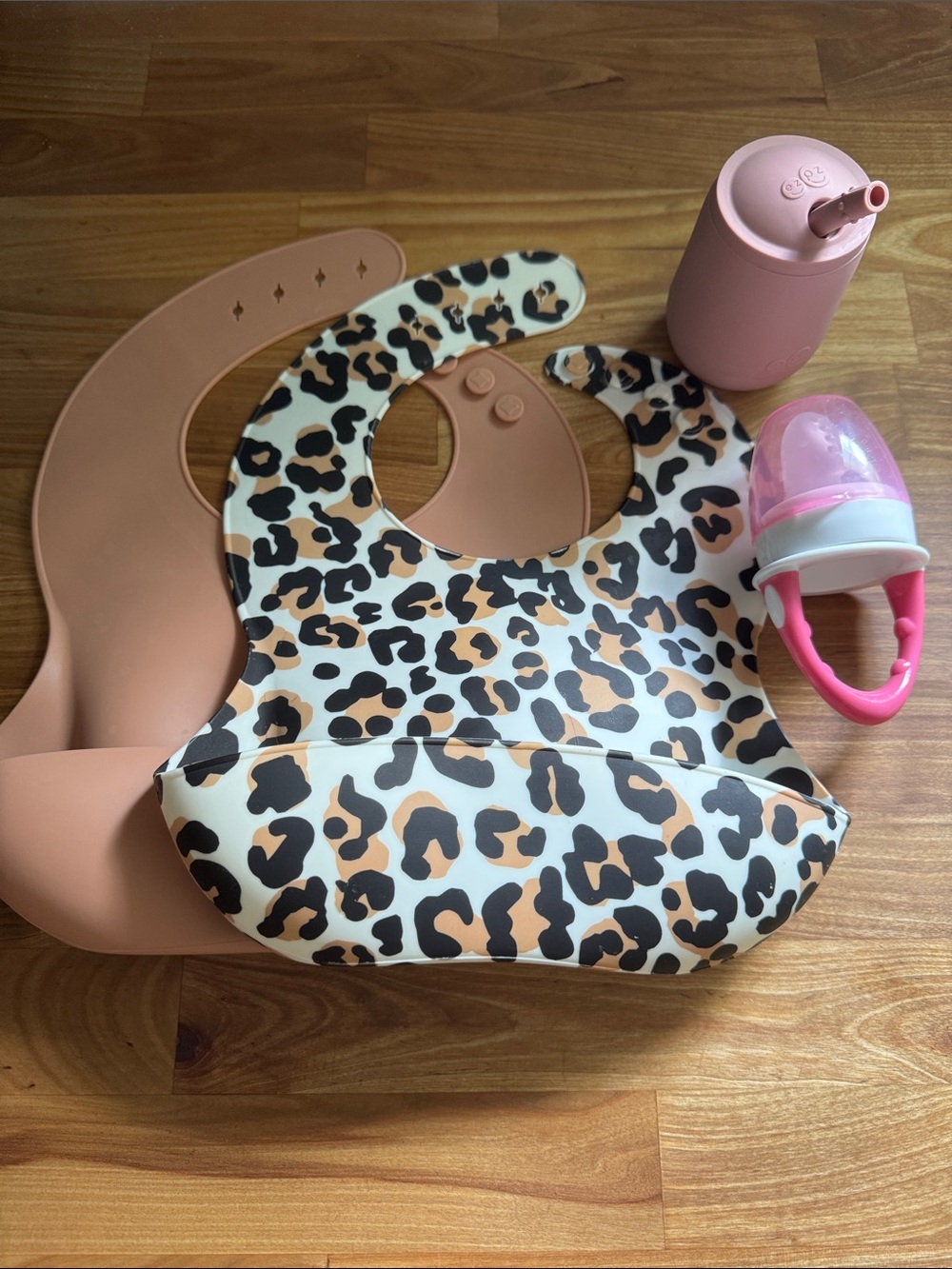 Ezpz training straw sippy cup for babies & toddlers, silicone bibs, & dr browns